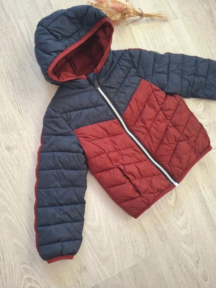Chaqueta/Chaqueta de niño bicolor azul marino/burdeos Okaïdi - 4 años – photo 2